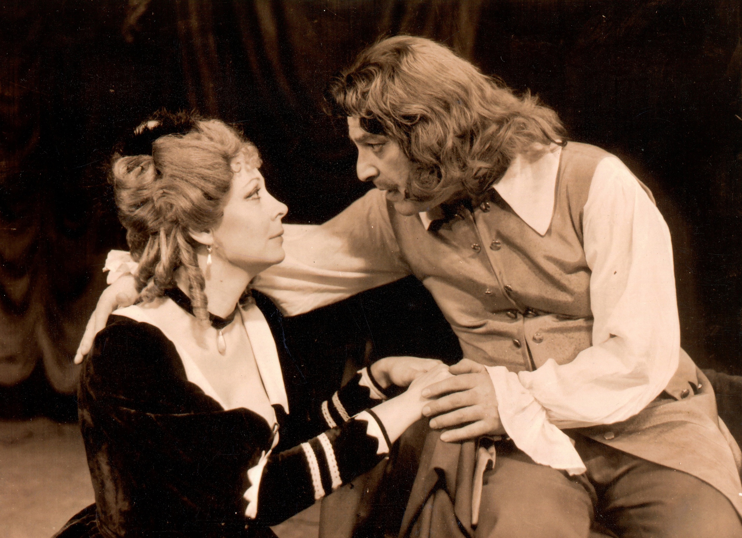 Михаил Бушнов и Татьяна Шкрабак в спектакле «Кабала святош», 1986.